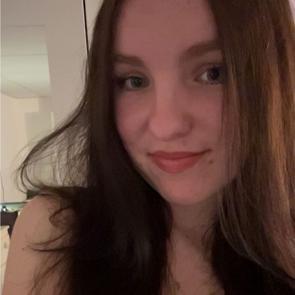 Meet your Posher, Alycia